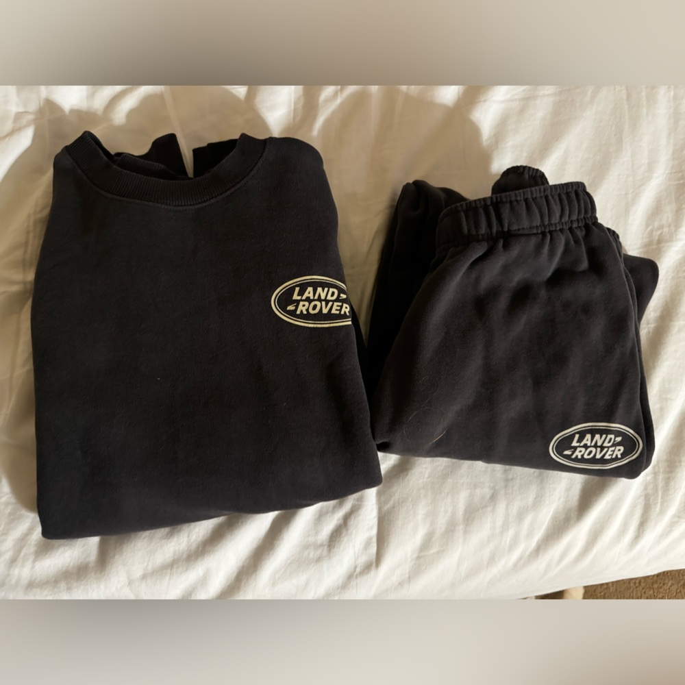 Pacsun - Land Rover graphite gray sweatsuit
